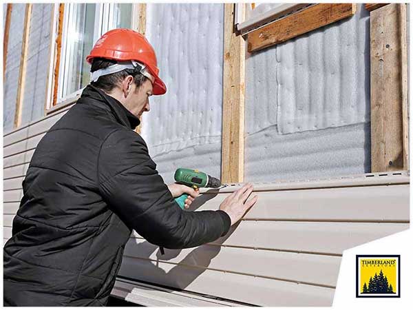 estimating siding needs and who should handle them for you